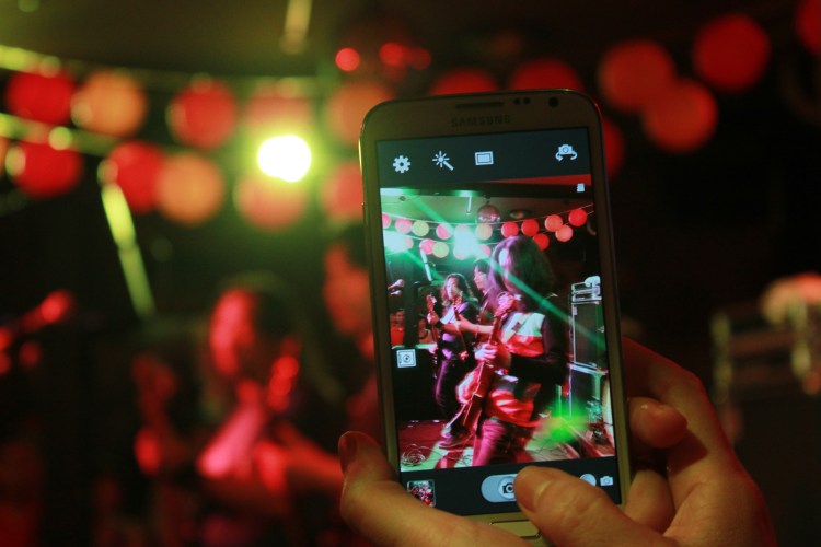 Pretty much definitive of the snap happy crowd at The Grand.