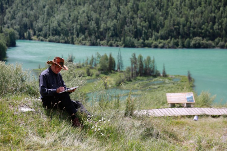 Stan on his recent trip to Xinjiang. From inkLink website.