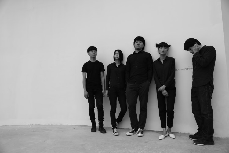 Hiperson in Chengdu: Ji Yinan (guitar), Wang Boqiang (drums), Liu Yitong (guitar), Huang Rentong (bass), Chen Sijiang (vocals). Photo courtesy of Hiperson.