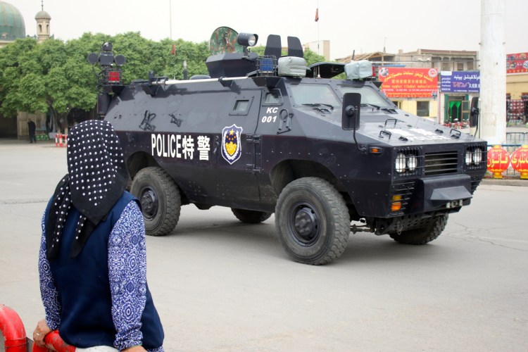 One photo survived. A regular morning in Kuche Old Town. Image by Kiwese.